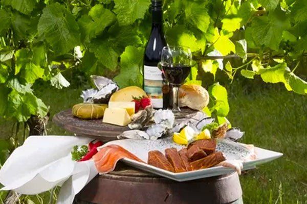 Bruny-Island-food-wine-tour-expedia.jpg