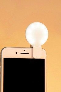 Fizz-Clip-On-Selfie-Light.jpg